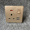 イギリス力アパートのための独立した二重USBの壁スイッチ ソケット/家 サプライヤー
